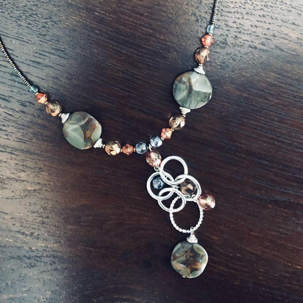 Silver Earth Tones Beaded Sparkly Accent Necklace